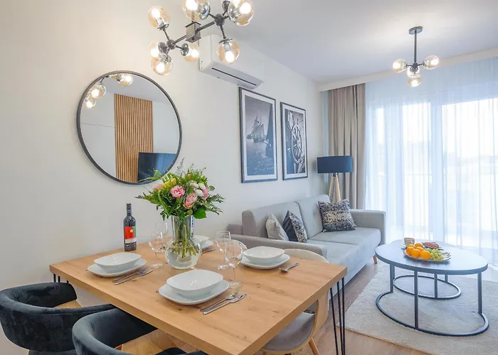 White A319 - Perlowa Przystan-holiday *